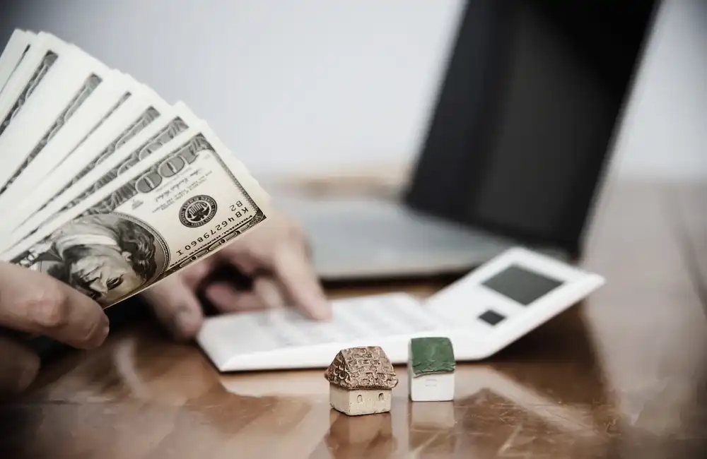 Coastal Financial's Director Sells $126,511 in Stock