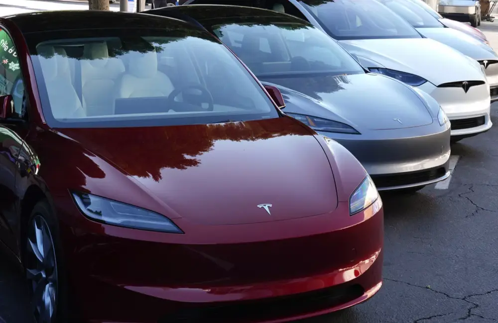 EV Sales Momentum To Face Challenges In 2023, But Long-Term Expectations Unaffected