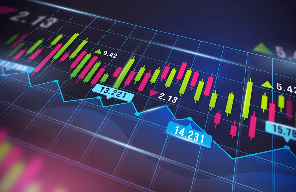 Evaluating the Performance of Commodity ETFs and Mutual Funds: A Comparative Analysis for Investors 
