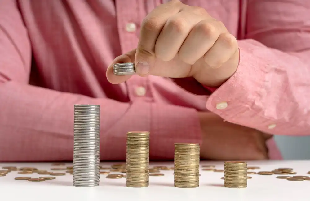 Gold vs Platinum: Which Metal Holds More Value for Investors?
