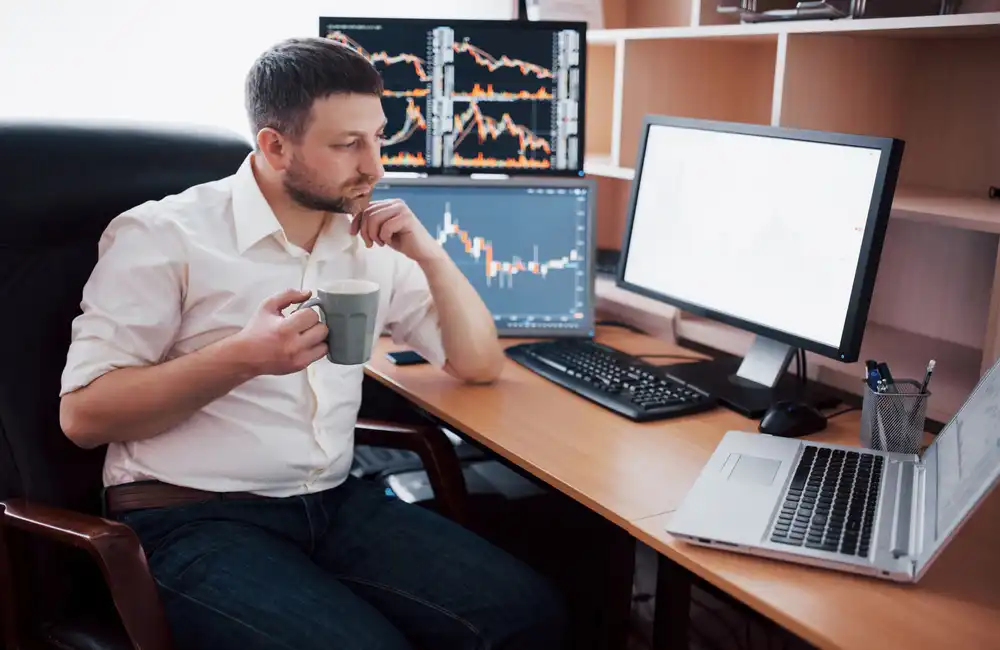 How to Use Commodities to Hedge Against Market Volatility