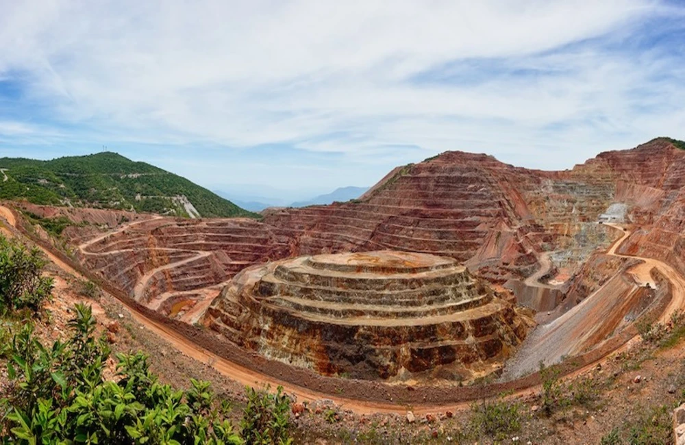 Japan's Sumitomo Decides To Scrap Indonesian Nickel Refinery Project