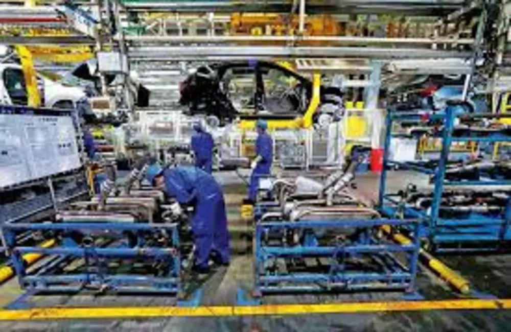 Shanghai's Auto Makers Set To Resume Production Despite Rising Infections: Sources