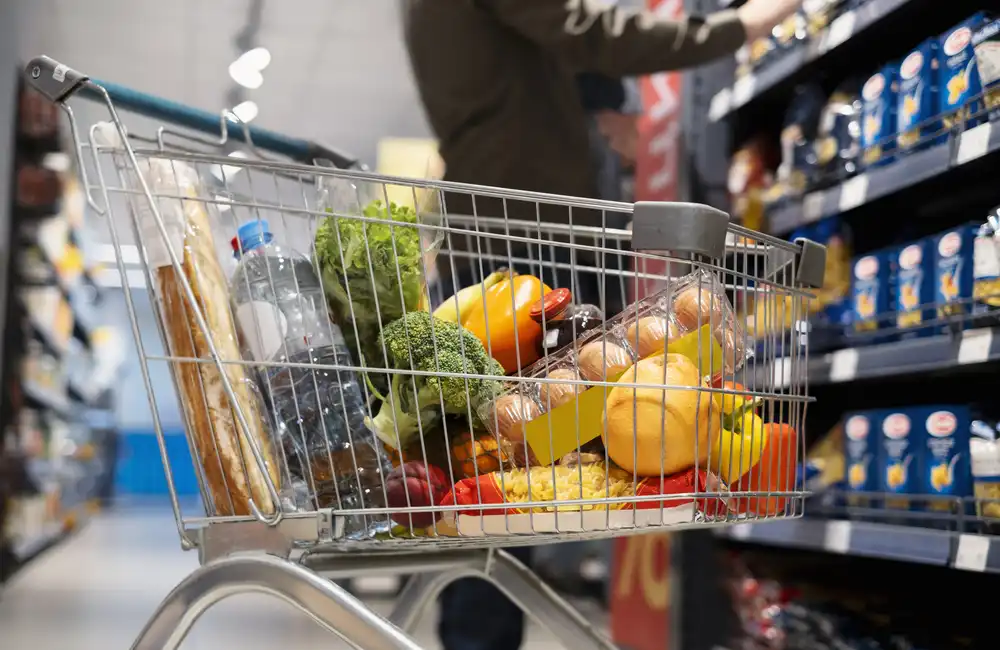 Tesco PLC Reports Positive Preliminary Results Amidst Competitive Retail Landscape