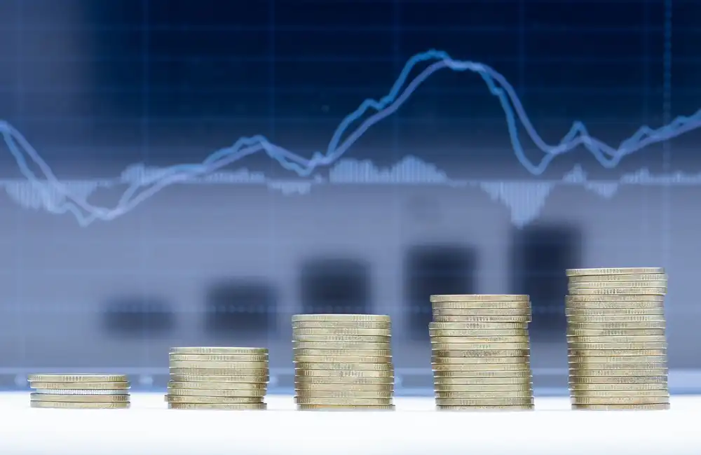 The Impact of Rising Interest Rates on Commodities and Mining Stocks