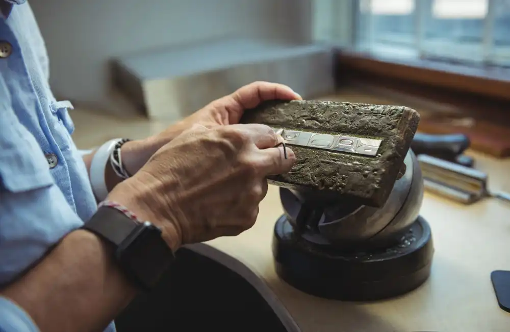 Why Precious Metals Are a Safe Haven in Economic Uncertainty